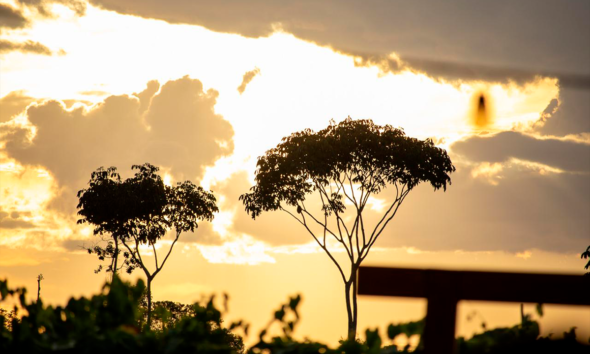 Pôr do sol em Pirenópolis, Cerrado, natureza, paisagem, turismo em Pirenópolis, entardecer, céu de Pirenópolis, Goiás, Portal Piri