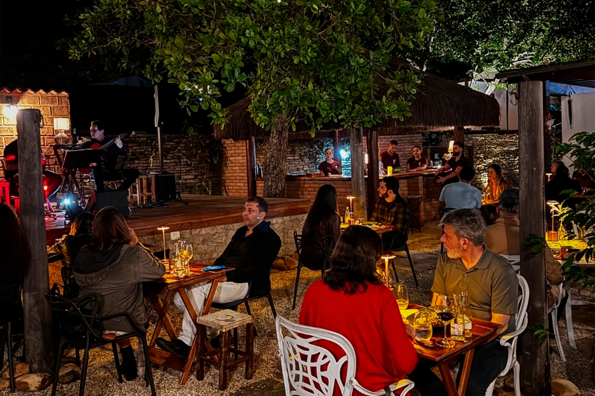 Quintal do Jobim: Estreia com Música e Gastronomia para Encantar