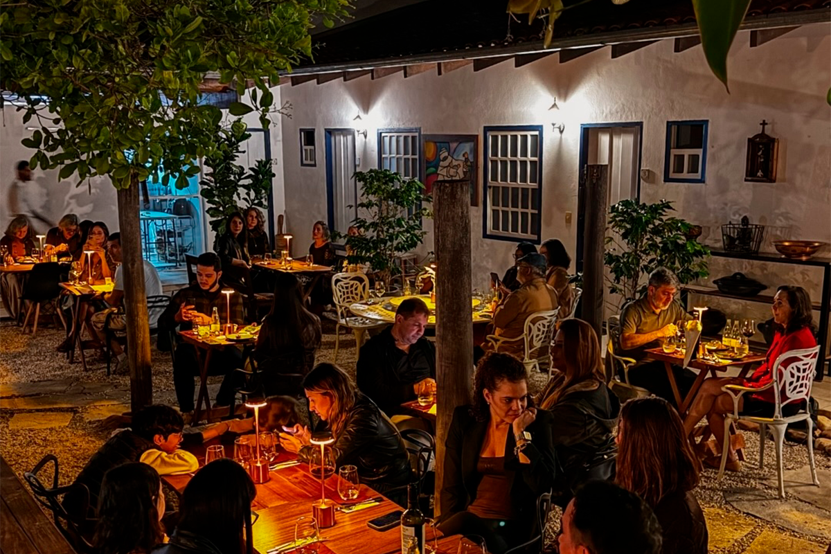 Quintal do Jobim estreia com m&uacute;sica e gastronomia