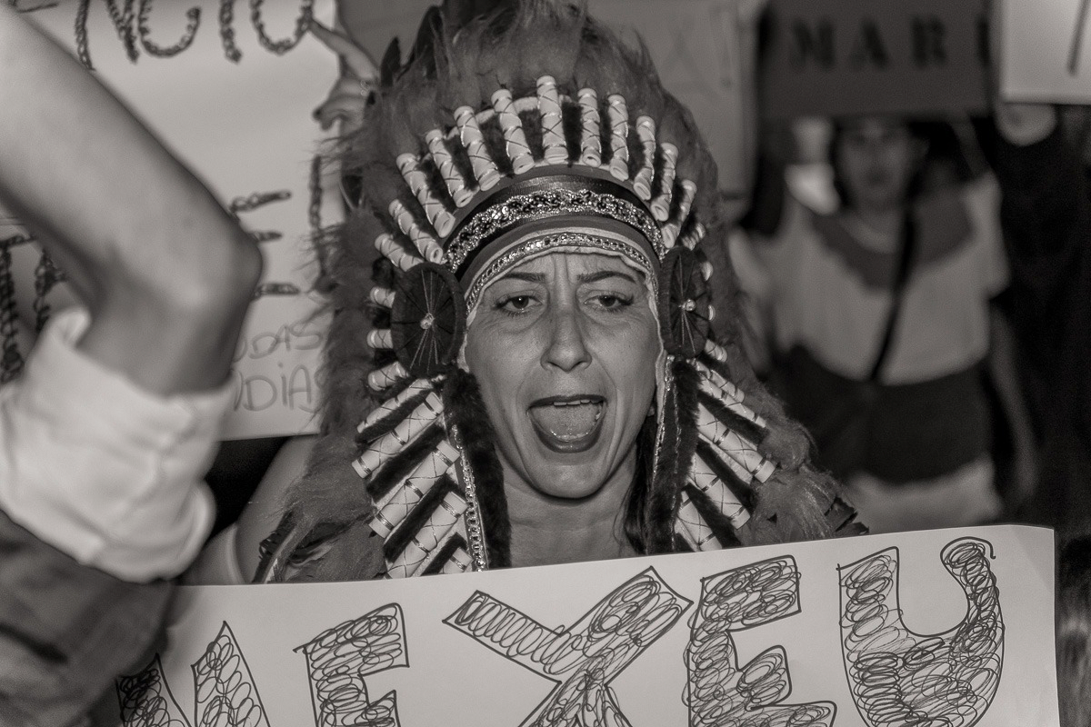 Todos por Maria! Manifesta&ccedil;&atilde;o contra viol&ecirc;ncia em Piren&oacute;polis