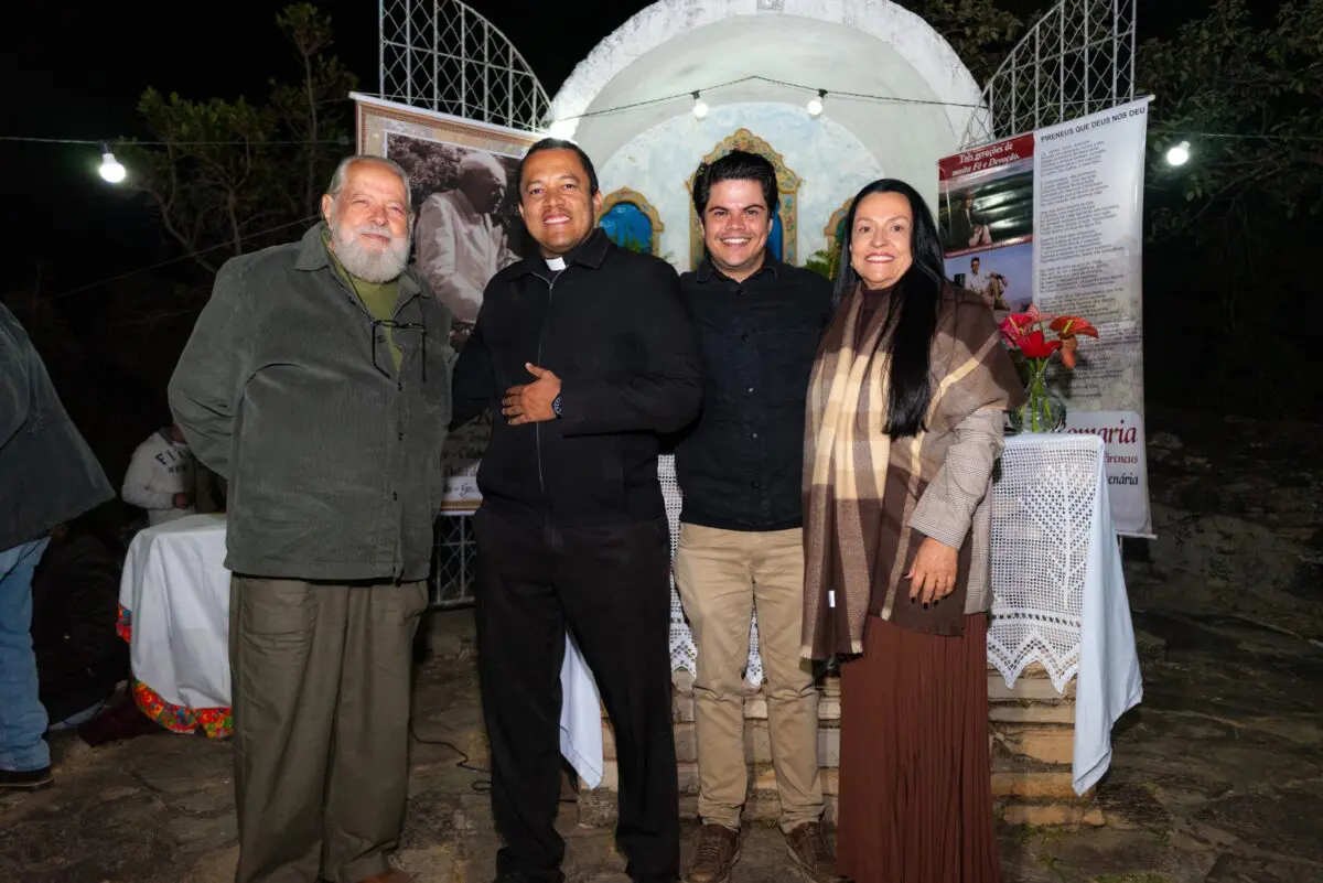 Romaria dos Pireneus: Duília e Dr. Edmar agradecem romeiros