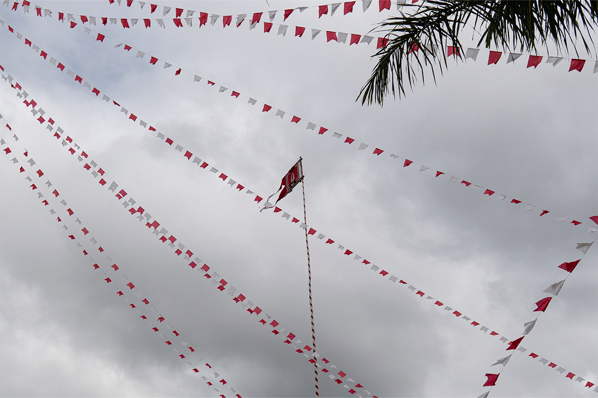 Bandeira do Divino Mantém Viva a Fé em Pirenópolis: Uma Tradição Encantadora