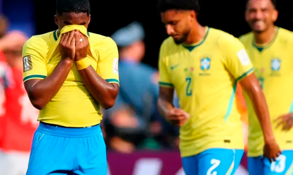 Copa 2026: Brasil cai nas oitavas após derrota por 2 a 1 Copa 2026: Brasil cai nas oitavas após derrota por 2 a 1