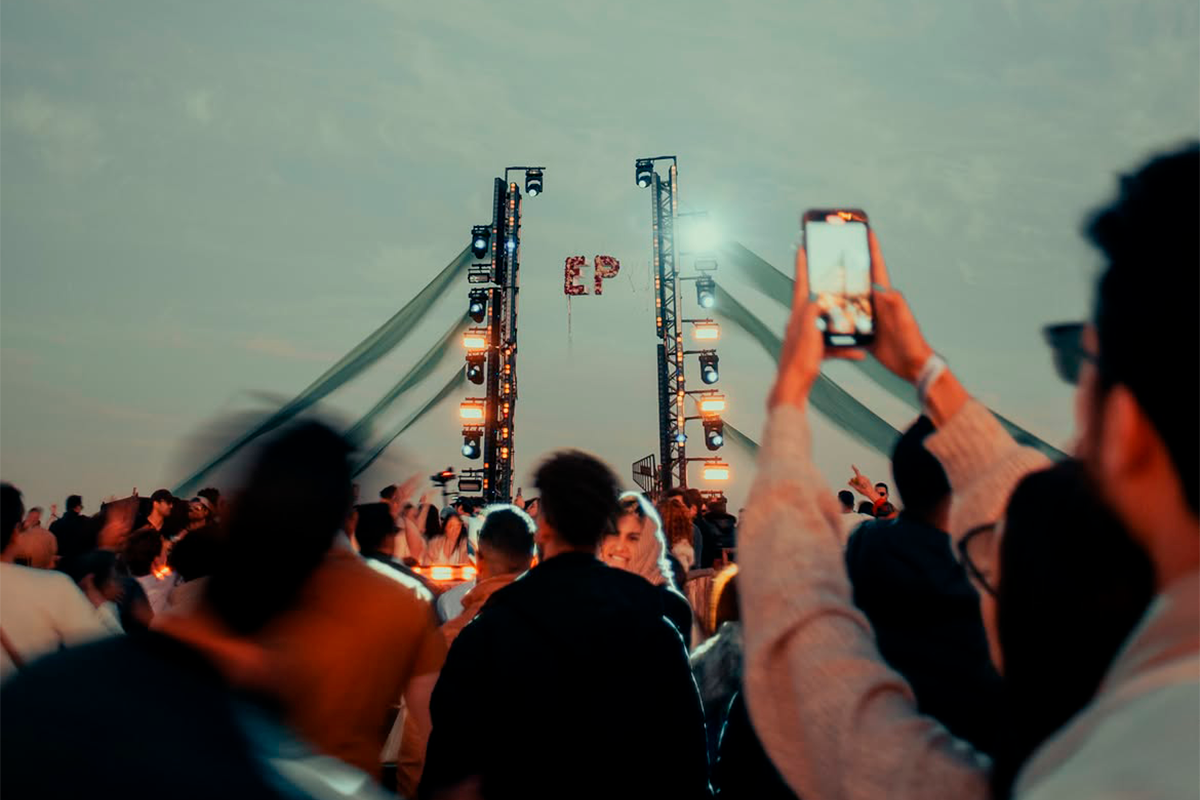 Festival eletrônico em Pirenópolis recebe reclamações locais
