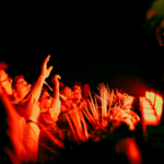 Festival eletrônico em Pirenópolis recebe reclamações locais