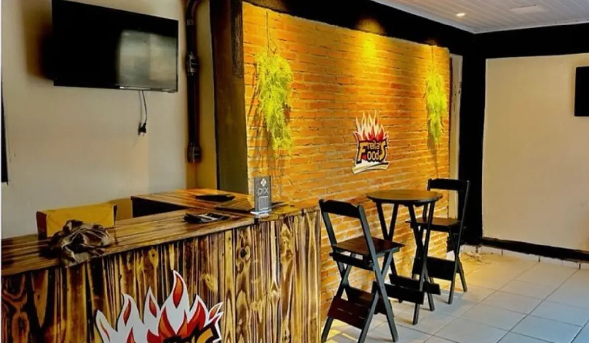 Freitas Foods: hambúrgueres na brasa conquistam Pirenópolis