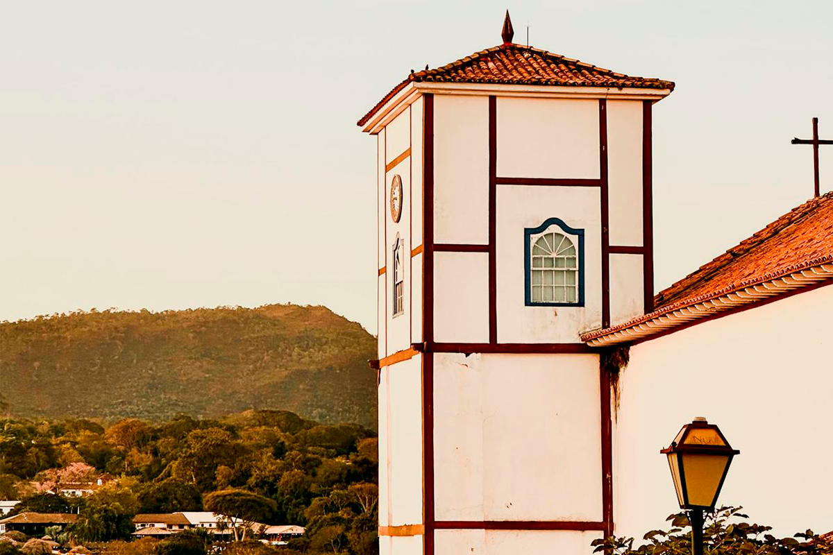 Igreja Matriz de Pirenópolis e a beleza do fim de tarde