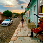 Rua Direita em Pirenópolis preserva o charme histórico
