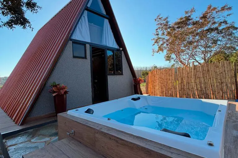 Cabana Barros oferece refúgio para casais em Pirenópolis