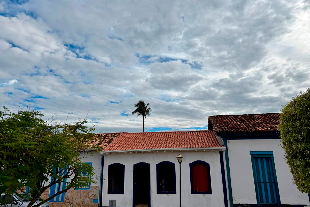 Clima em Pirenópolis muda com chegada de massa de ar frio