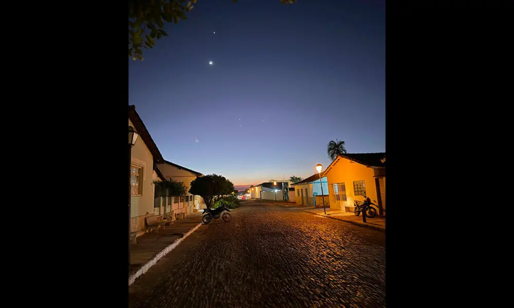 Pirenópolis, Pirenópolis Goiás, noite em Pirenópolis, Rua da Prata, Centro Histórico, Centro Histórico de Pirenópolis, lua, noite,