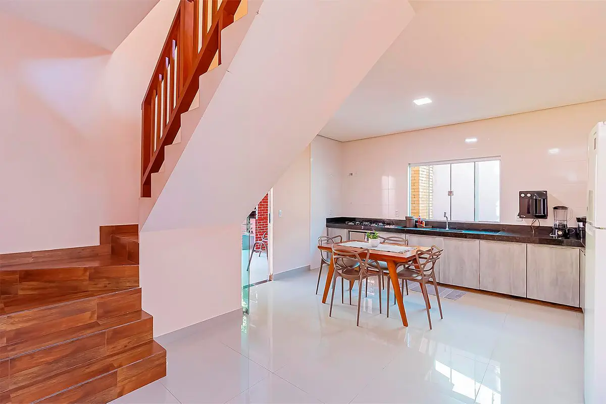 Casa Soul Pirenópolis: hospedagem com piscina e área verde