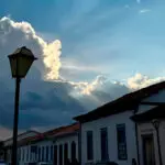 Fim de tarde em Pirenópolis: um céu diferente por dia