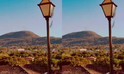 Morro do Frota em Pirenópolis se destaca na vista.