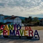 Pirenópolis em uma manhã de céu aberto e clima de Canto da Primavera