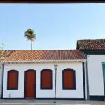 Vista da janela: um recorte silencioso de Pirenópolis
