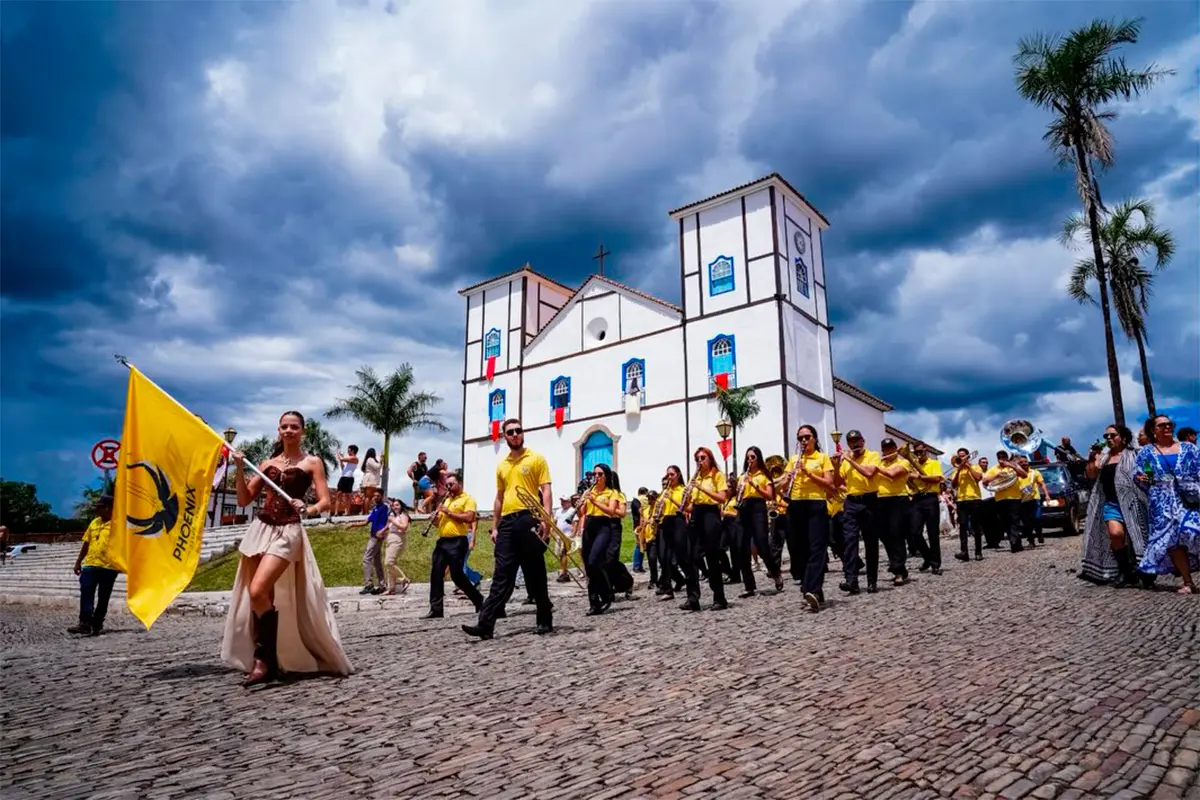 Banda Phoenix atinge marco histórico de 100 apresentações em Pirenópolis