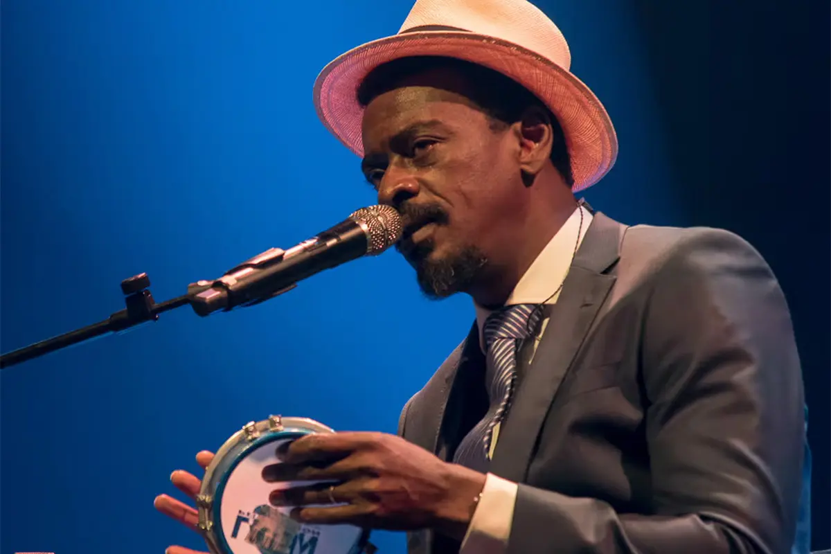 Seu Jorge no Fluir Festival: 5 razões para ver o show em Piri
