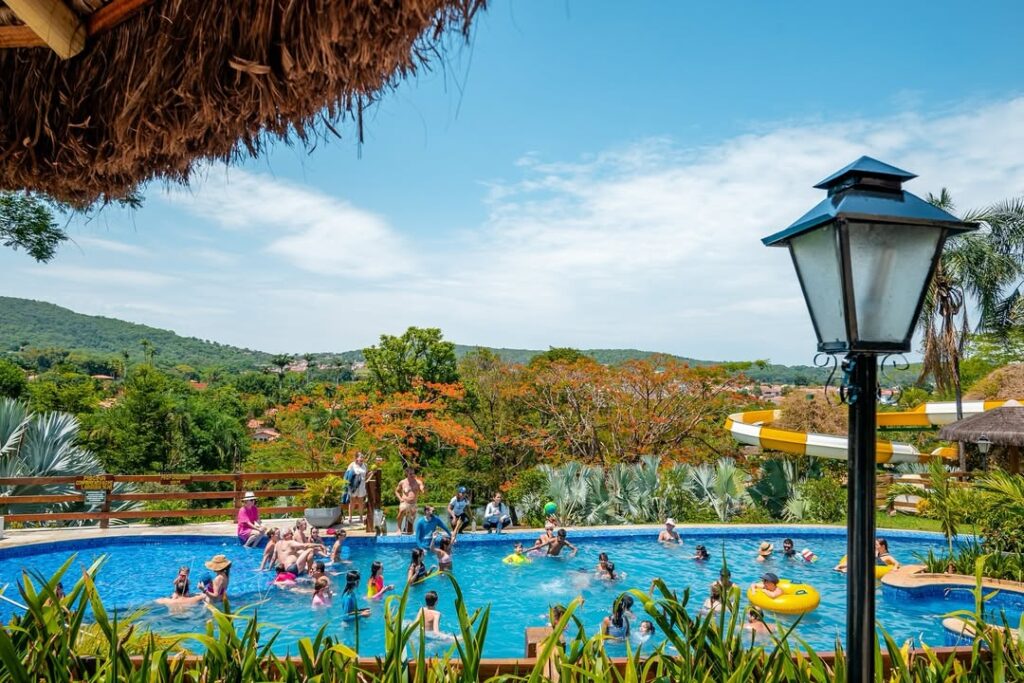 Paraíso e lazer no coração de Pirenópolis: Pousada dos Pireneus - SaveClip.App 472279796 18442276306074900 3017425244306026662 n