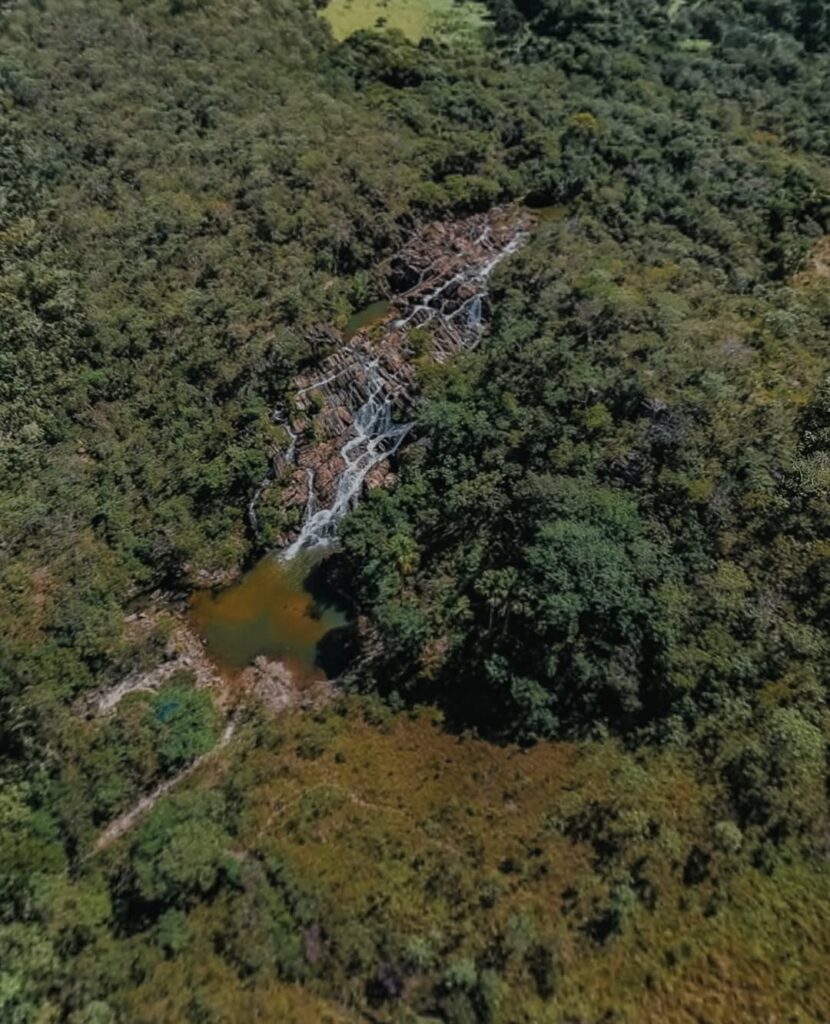 Véu de Noiva: trilha e cachoeira na Serra dos Pireneus - IMG 2985