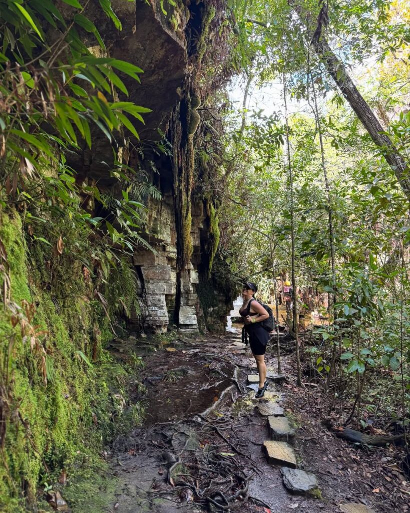 Cachoeira Paraíso: Três Quedas e 8 Piscinas para um Dia Perfeito - IMG 3058