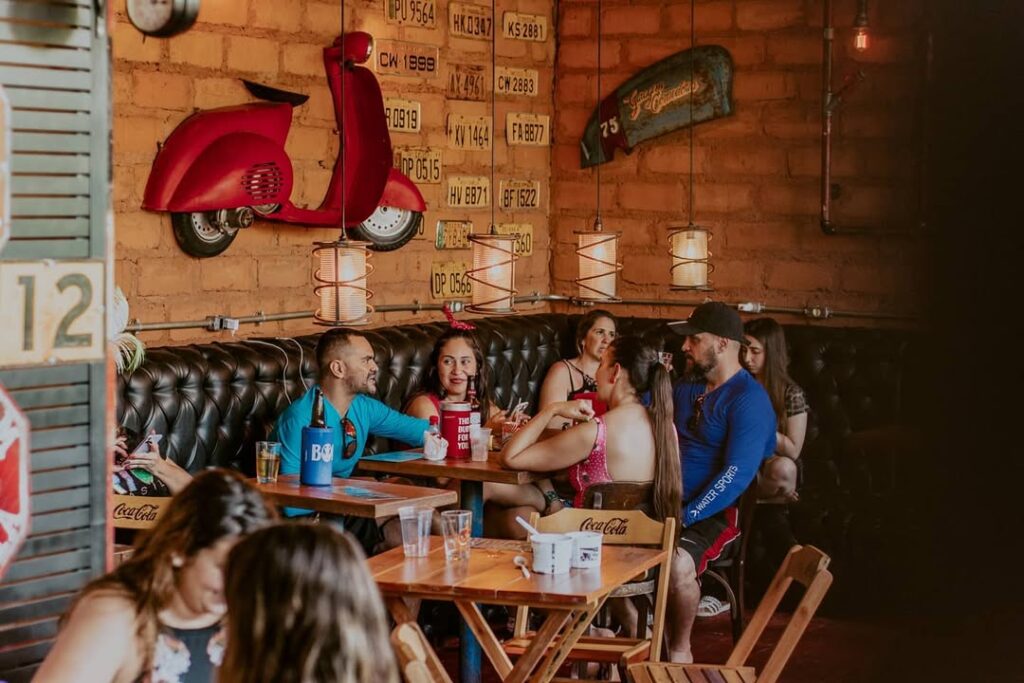 Garagem Comedoria: bar com rock ao vivo em Pirenópolis - IMG 3304