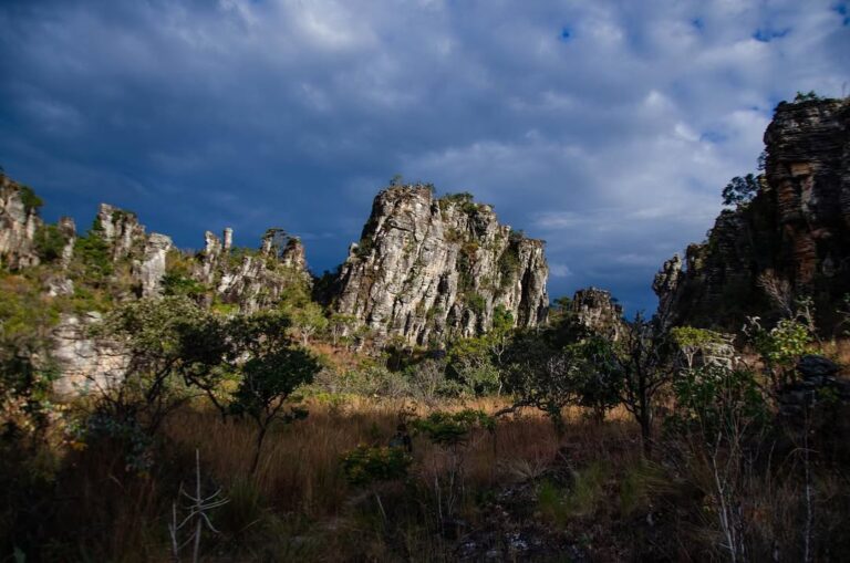 Cidade de Pedra em Piri: um labirinto de quartzito