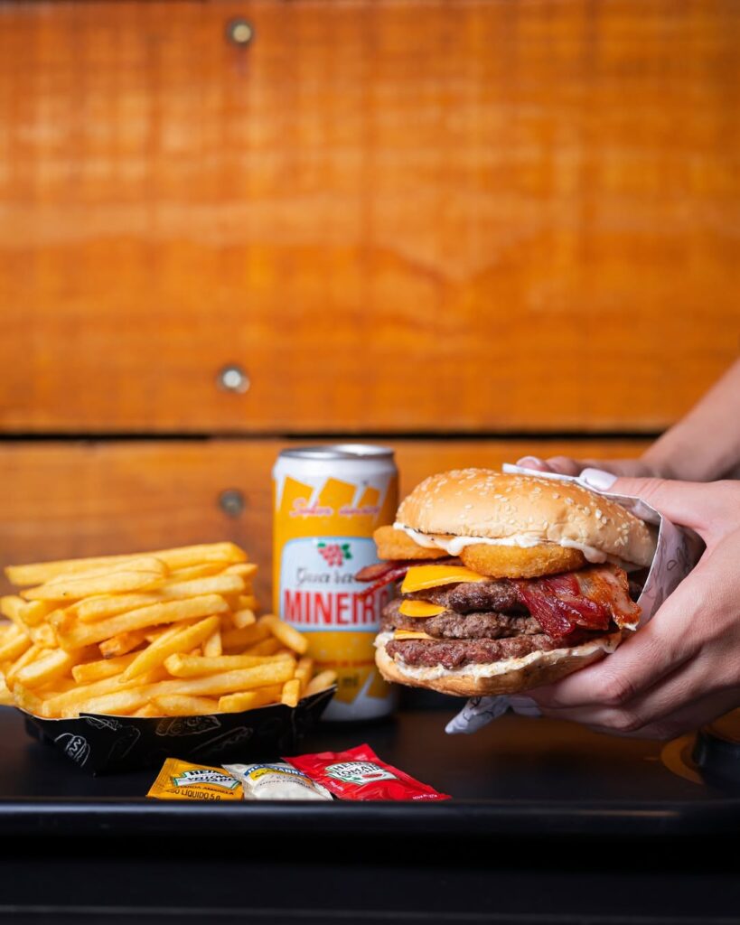 Moreira Burger: hambúrguer artesanal com alma de brasa - IMG 3477