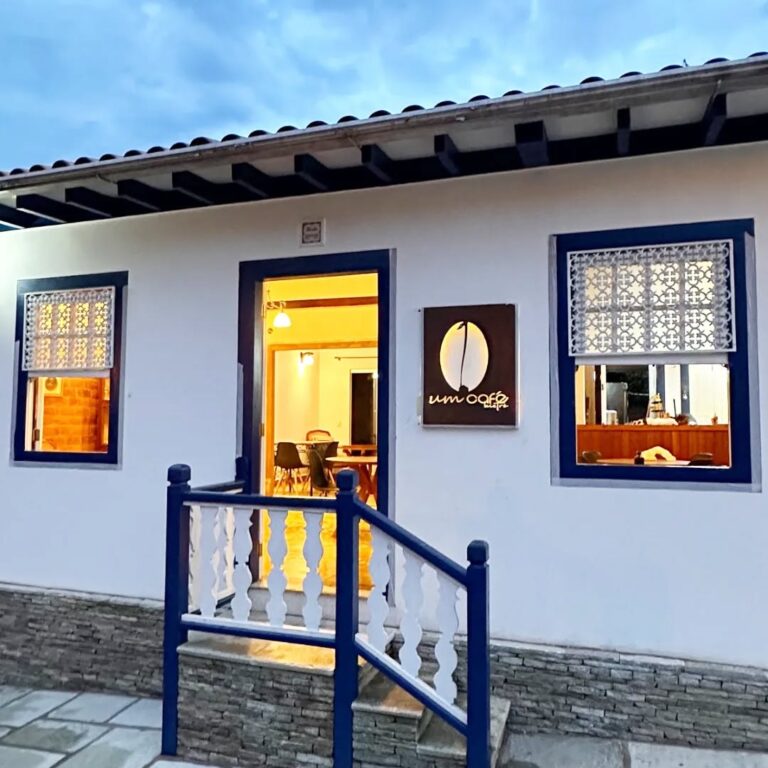 Um Café Bistrô: encanto colonial e sabor em Piri