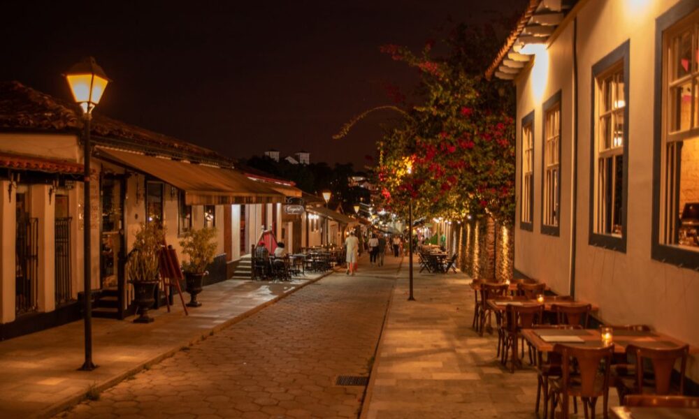 Top cinco restaurantes imperdíveis na Rua do Lazer - jii 100