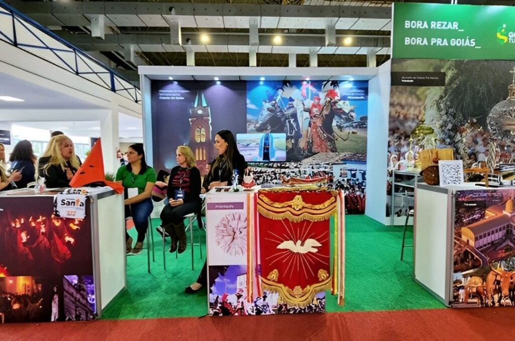 Pirenópolis é destaque na maior feira católica do mundo - jii 53