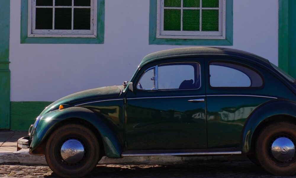 Pirenópolis respira nostalgia com carros antigos - jii 81