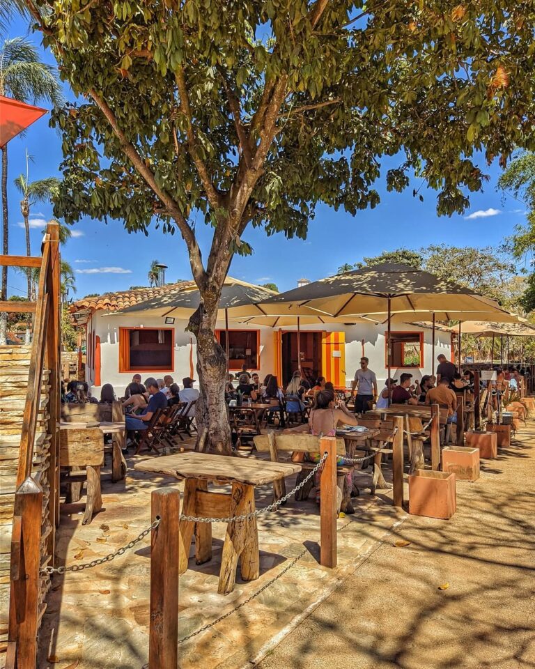 Pub Beira Rio: gastronomia à beira do Rio das Almas em Piri