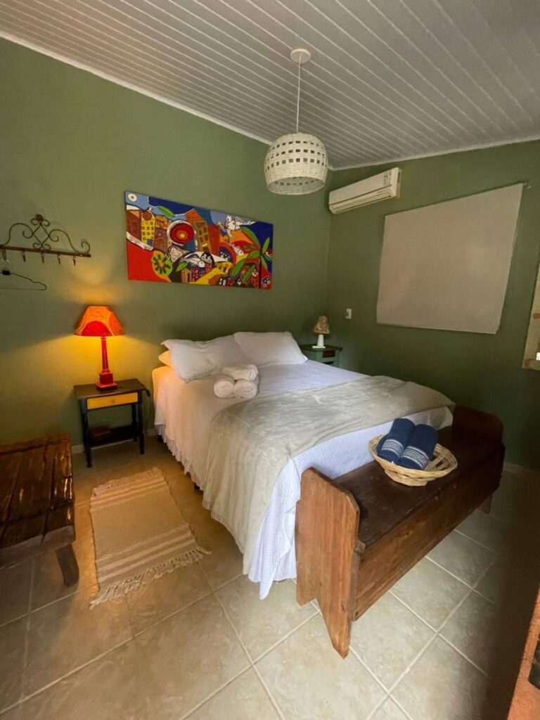 Chalé Michels: conforto e charme artesanal no centro histórico de Pirenópolis - 9b857e26 c740 4949 8478 2825e86f53d6