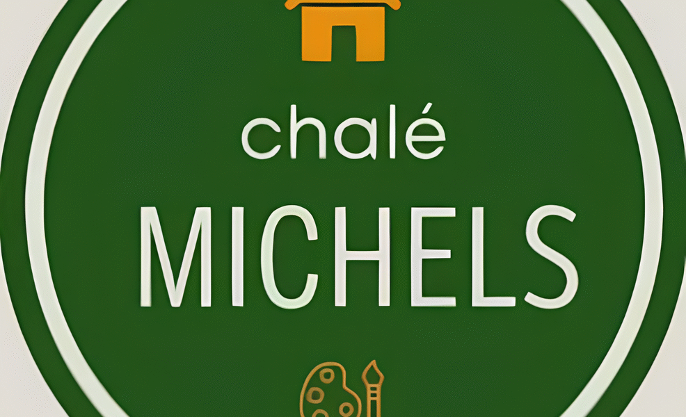 Chalé Michels: conforto e charme artesanal no centro histórico de Pirenópolis - Captura de tela 2025 09 16 200530