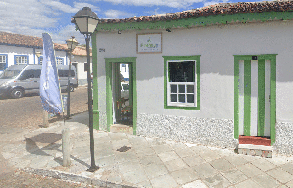 Drogaria Pireneus: tradição farmacêutica no coração de Pirenópolis - Captura de tela 2025 09 24 015725