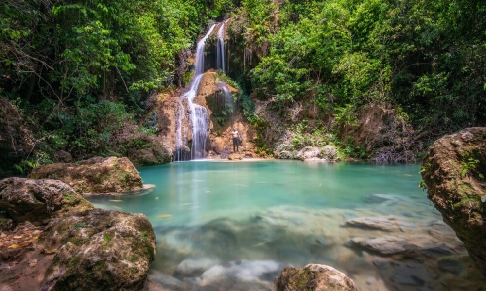 Turismo cresce em Pirenópolis e Caldas Novas, mas há desafios. - GoiasTurismo Cachoeira Santa Barbara 1215x810 1