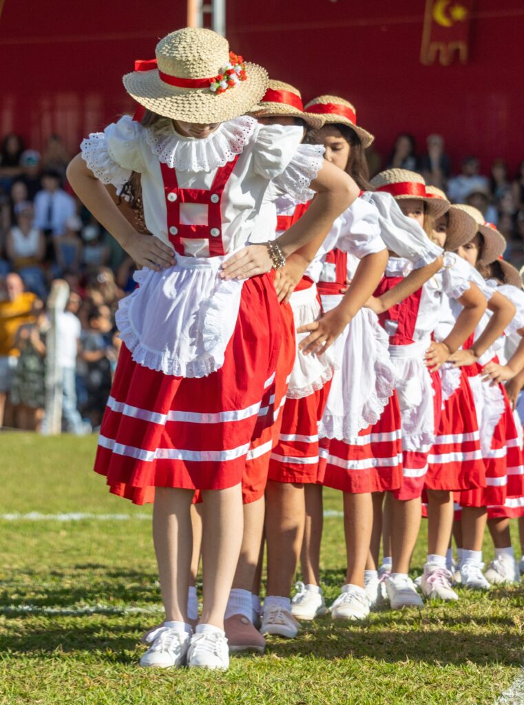 Vila Propício leva alunos a Pirenópolis para vivência histórica - Laura Porta Bandeira 082