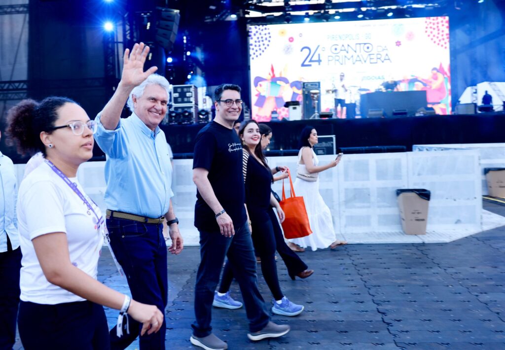 Caiado destaca papel transformador da cultura no Canto da Primavera em Pirenópolis - WhatsApp Image 2025 09 15 at 07.12.33 scaled 1