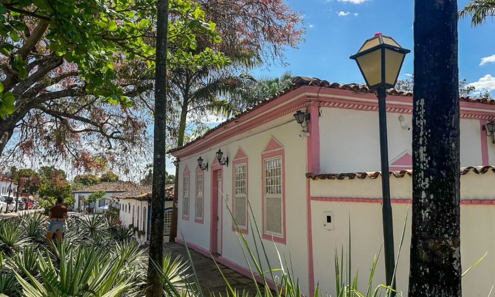 Casarão charmoso é um dos cartões-postais de Piri - jii 2025 09 08T081432.262