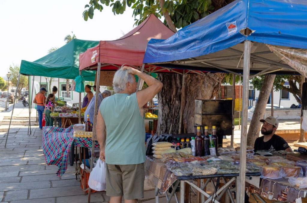 Feirantes de Pirenópolis contestam prefeito - jii 2025 09 08T120153.998