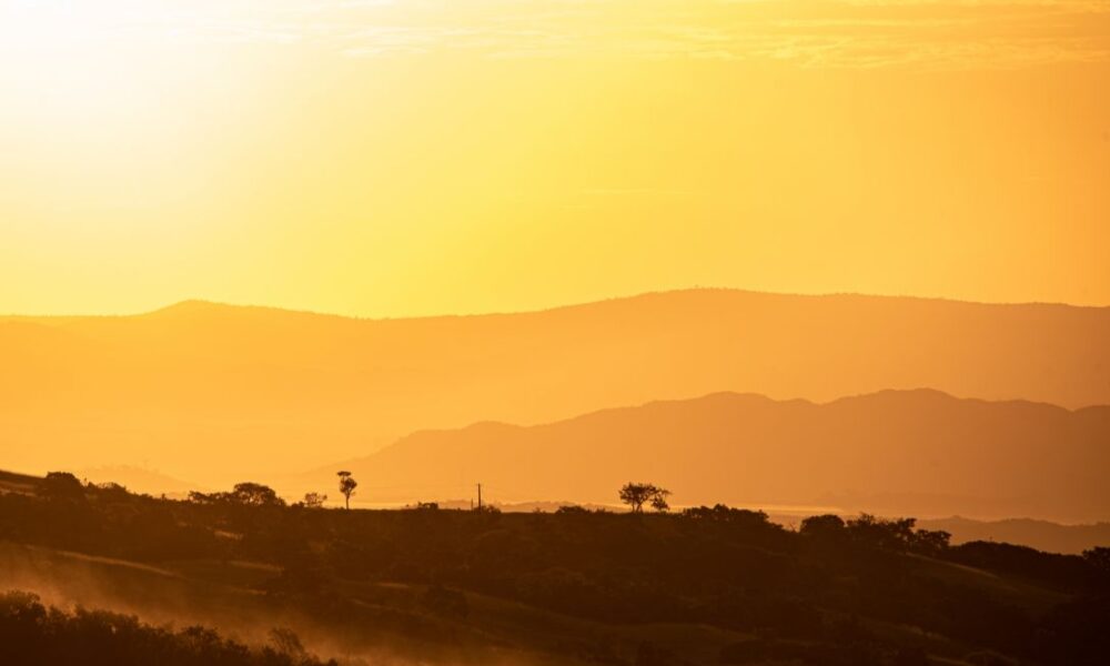 Poesia em dourado: paisagem rural de Pirenópolis - jii 2025 09 12T090429.171