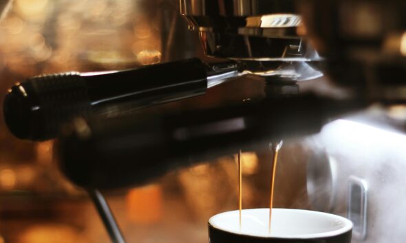 É amanhã, Café em Cena em Pirenópolis com sua 3ª edição: Cupping & Sensorial 2 - pexels viktoria alipatova 1083711 2668498