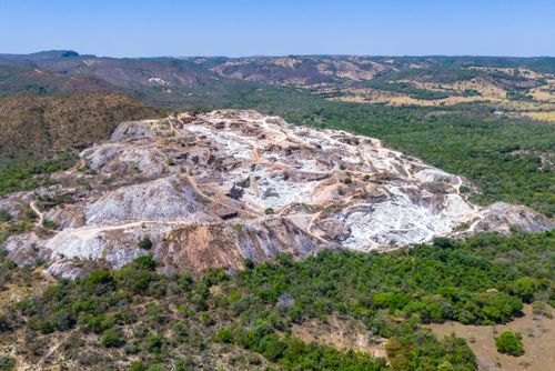 Casinha de pedras: o charme da Pedreira de Pirenópolis - 08EG516