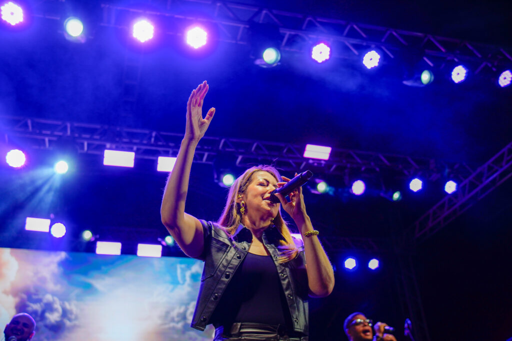 Adriana Arydes emociona público no Louva Piri 2025 - 54834045039 83b2890184 k