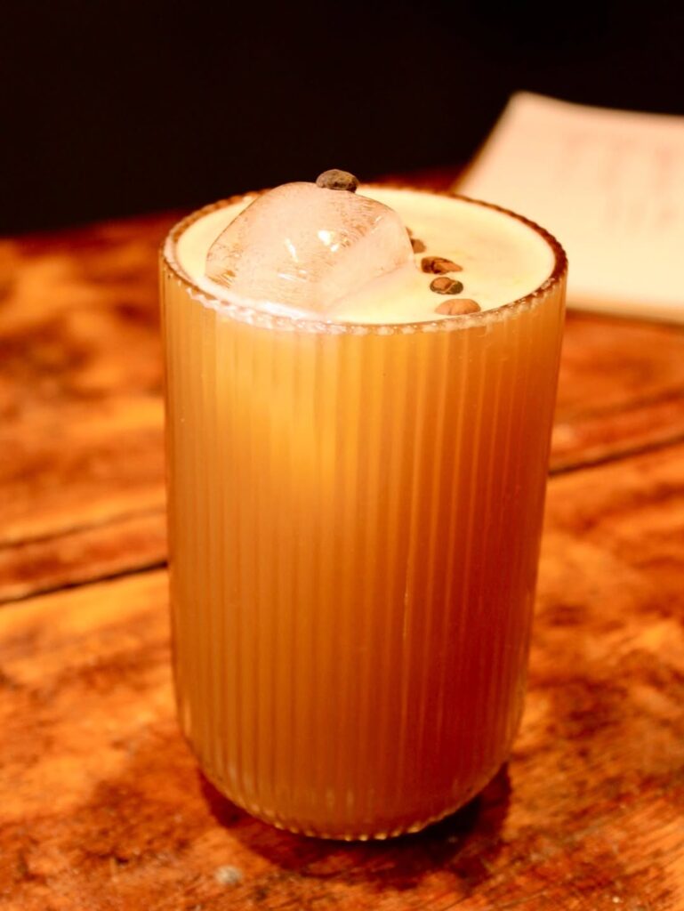 Jabutipiri une café, bar e livraria em Pirenópolis - SnapInsta.to 553974572 17978518052874486 5051111711058756078 n