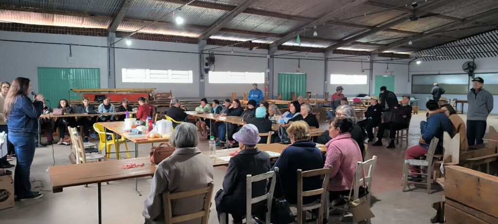 Prefeitura promove grupos para combater solidão e isolamento - WhatsApp Image 2025 09 16 at 16.38.49 1 1024x461 1