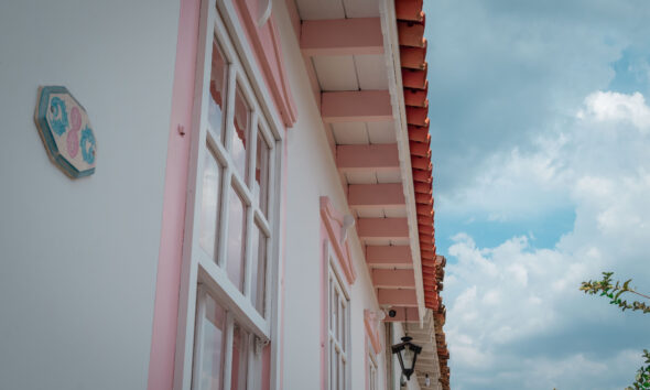 Janelas de Pirenópolis: Beleza e História na Arquitetura 8 Janelas de Pirenópolis: Beleza e História na Arquitetura - YAN8538