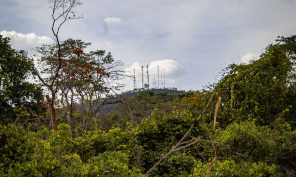 Morro do Frota: O Ponto de Referência de Pirenópolis 6 Morro do Frota: O Ponto de Referência de Pirenópolis - YAN8606