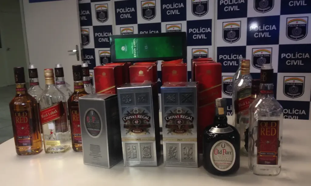 Força-tarefa combate venda de bebidas adulteradas em Goiás - bebidas falsificadas no recife